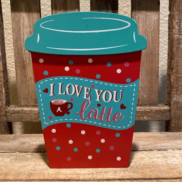 Valentine’s Day Tier Tray Decor Set, Coffee Cup Shaped Signs, I Love You A Latte - Picture 13 of 14